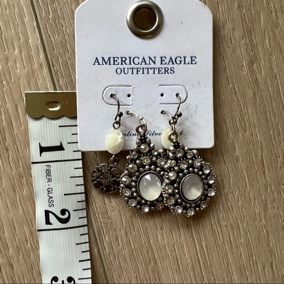 🛍️ AE Chandelier Earrings - Picture 2 of 2